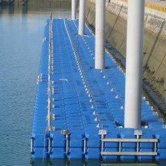 浮筒和浮箱搭建的水上平臺優(yōu)勢在哪？